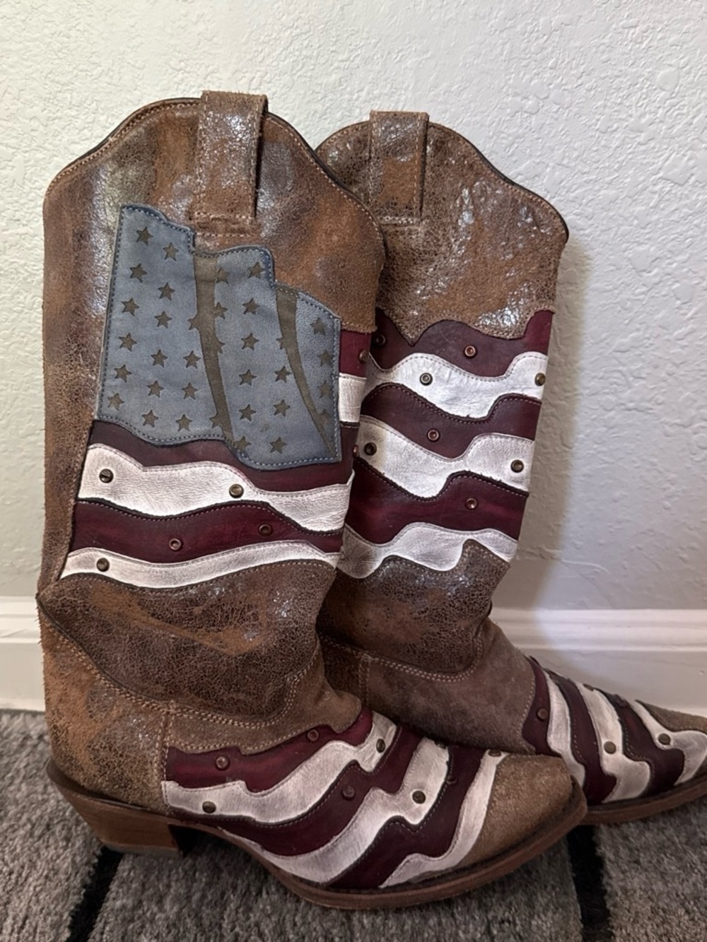 Women’s Distressed American Flag Western Boots - Brown/Maroon/White